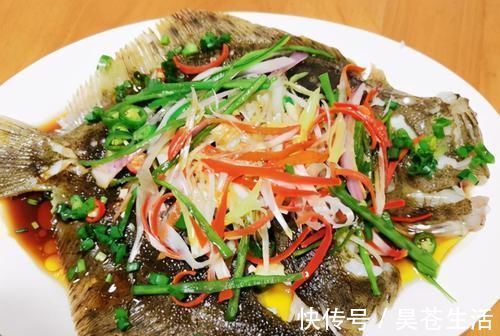 腌制|清蒸鱼,我从不放盐和料酒腌制,用上1招,鱼肉又鲜又嫩还不腥