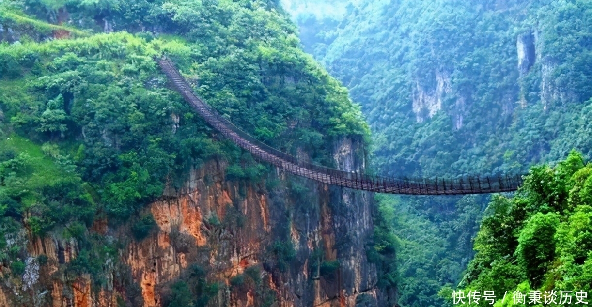 集峰林|贵州一峡谷景区走红，集峰林与溶洞于一体，秀丽险峻堪称人间仙境