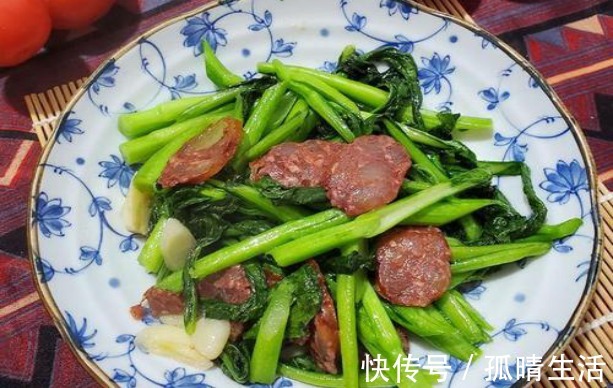 泡椒凤爪|美食推荐杂粮焖南瓜、川味白斩鸡、菜心炒腊肠、泡椒凤爪的做法