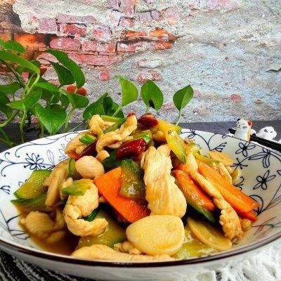 水淀粉|超嫩滑的鸡胸肉炒黄瓜片这么做，吃前一定备足饭