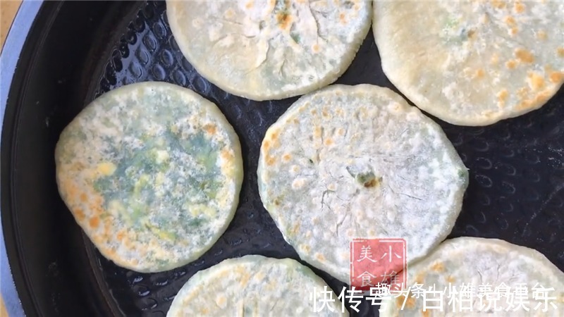 一把面粉，一把韭菜，学会这招，做出来的韭菜饼、皮薄馅大