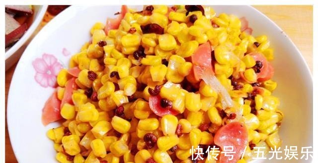 婆婆在家过生日，当天我特意下厨做一桌菜，饭后要把财务给我保管