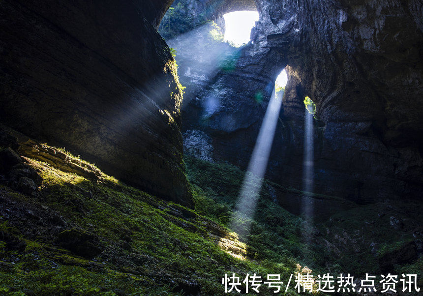 朝天坑|务川石朝天坑开“天窗”奇观