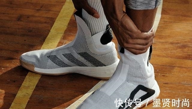 鞋子 去年全明星曝光的鞋子今年又来搞事情!阿迪在上面藏了个大秘密啊