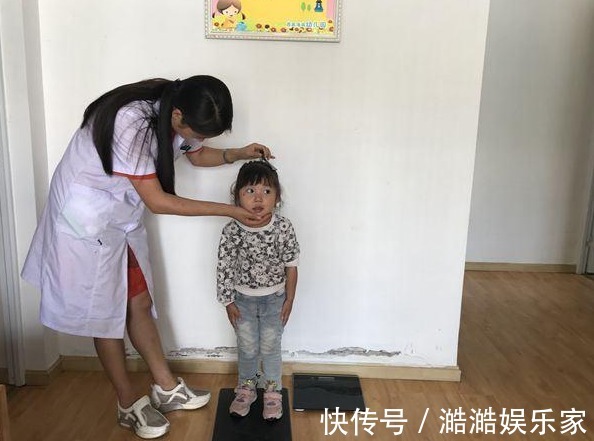 男孩|13岁男孩身高152,爸爸不当回事儿家里6套房,矮点丑点也没事