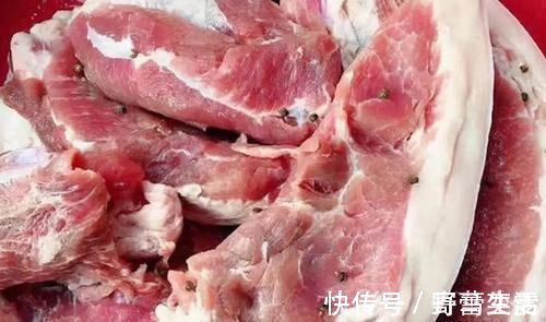 腥臭味|腌10斤腊肉,有人放10斤盐有人放1两?都不对!教你正宗做法