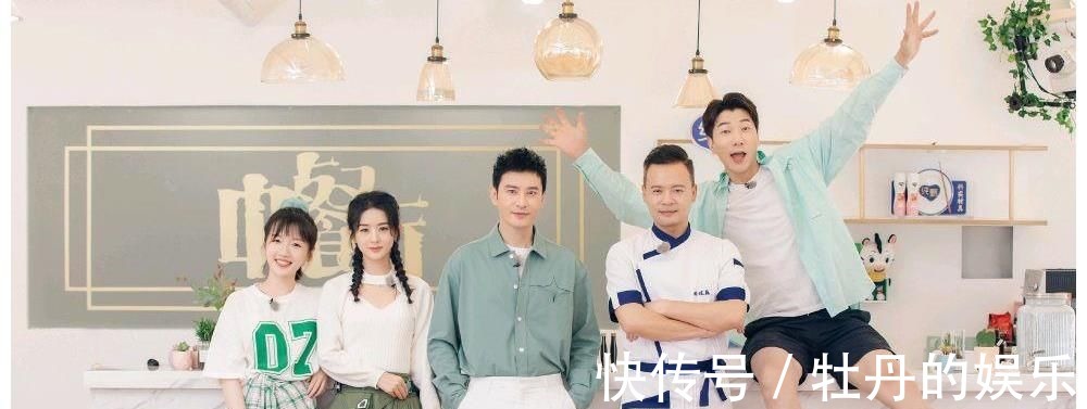 趙麗穎婚后首秀綜藝再度翻車，人設再次被吐槽，她到底經(jīng)歷了什么