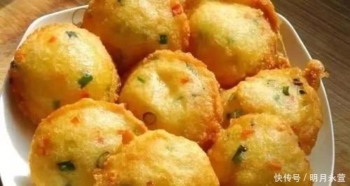 一个勺子|教你一个葱花小油饼的做法，不煎不蒸，天天吃不腻，特好吃