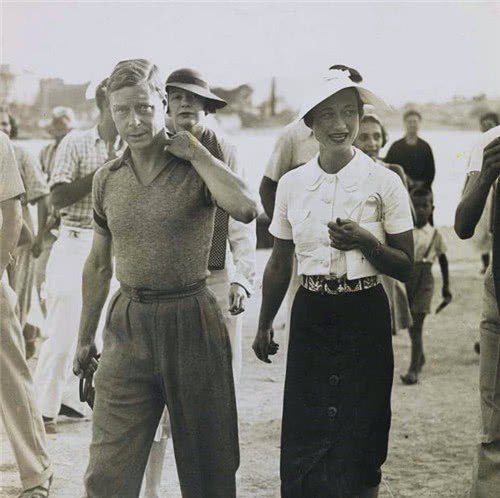 爱德华八世|欧洲最痴情国王,甘愿为一位离异妇女放弃王位,最终落得悲惨结局