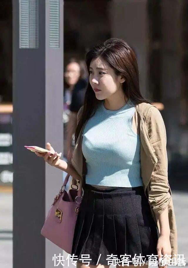 高跟鞋 连衣裙穿搭简约大气,把女生烘托得亭亭玉立,舒适又快乐