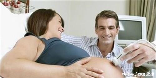 生孩子时，先见红还是先破水？到底哪一种情况更乐观？