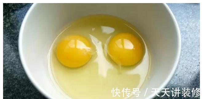 蛋液|在家蒸鸡蛋时，千万不要加水就蒸，学会几个技巧，鸡蛋嫩滑无气孔