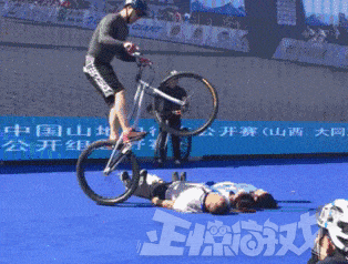 |搞笑GIF:女人结婚前和结婚后的差别