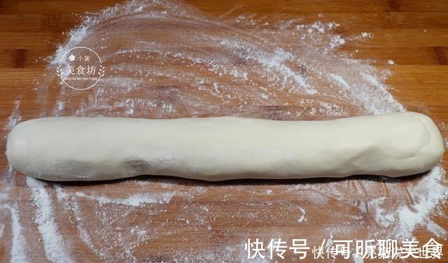 想吃这饼不用买了，教你在家做，一卷一拧，外酥里软，比吃肉都香