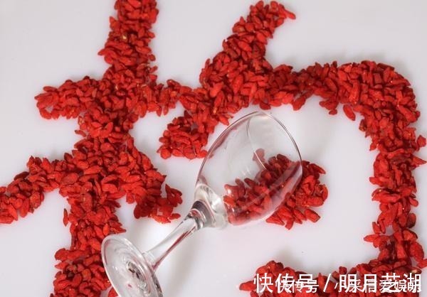 蒸包子|枸杞补肾的最佳吃法，很多人都吃错了，这个方法让你养生效果加倍