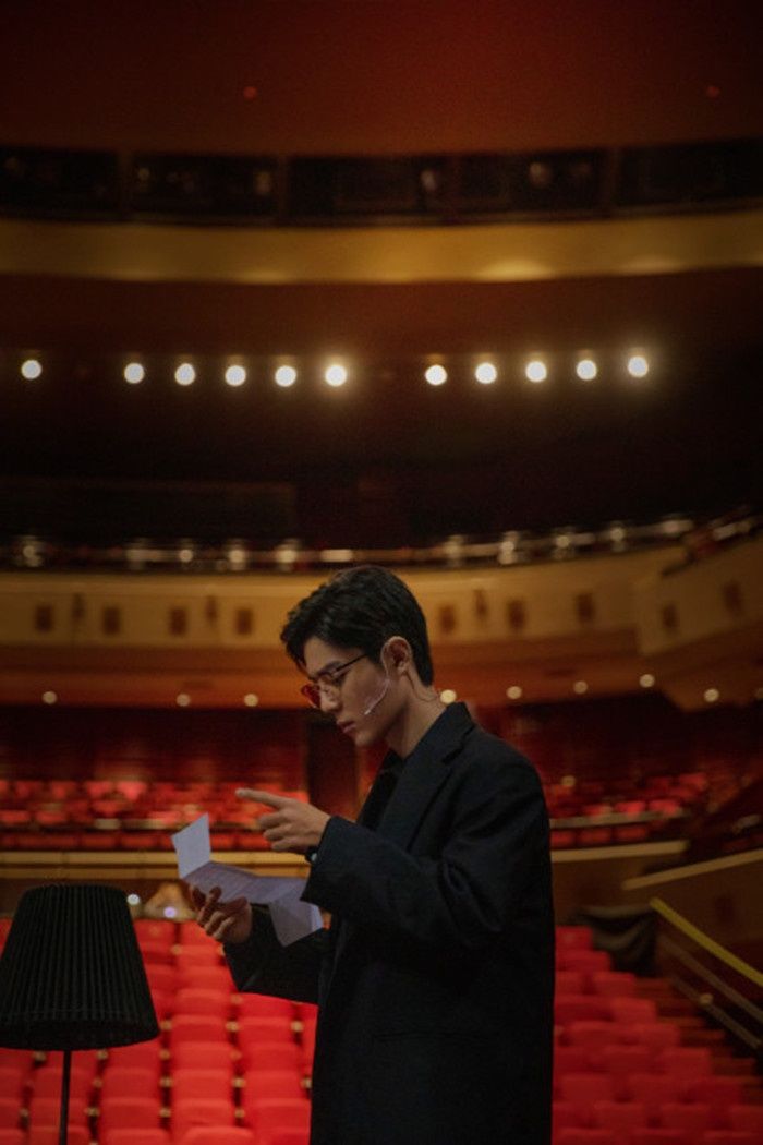 一票难求?媒体大v晒《如梦之梦》莲花池"废票",引肖战粉不满