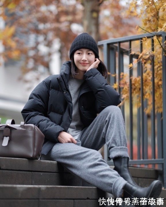 小姐姐 今年建议少穿“大衣”多穿“羽绒服”,学博主这样穿,保暖还洋气