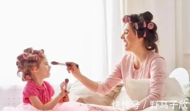 独立性|宝宝2岁前有这3种行为,说明孩子很聪明,家长可别轻易扼杀