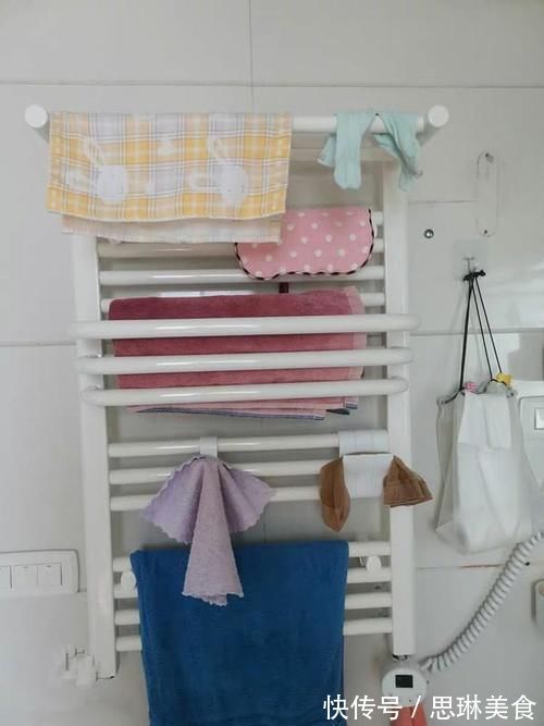 毛巾架|又能烘干又能杀菌,老妈在卫生间装个电热毛巾架,也太好用了