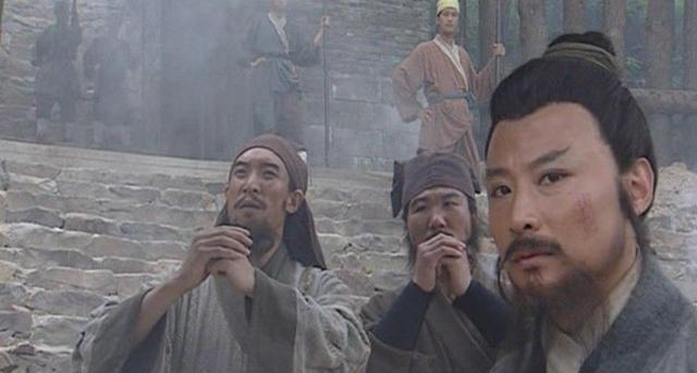 水浒英雄@他第一次上战场就战死,成为梁山最没用的人,到底怪自己还是宋江