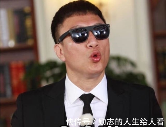 重溫《萌探》中的孫紅雷才懂得，有些演員堅持不碰綜藝的原因