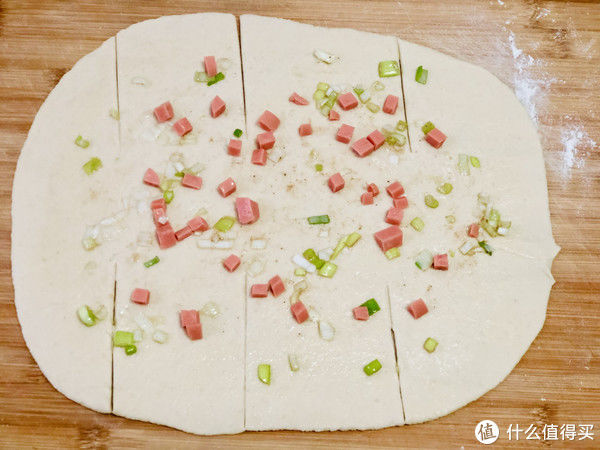 馒头|入秋天凉了,发面别再蒸馒头,放点葱花烙大饼,比肉夹馍还好吃