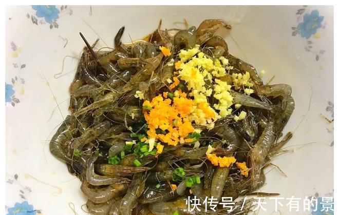 炝一炝|小河虾最具特色的做法,炝一炝就好,端上桌,10分钟光盘
