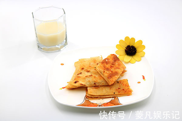 优质蛋白|50岁以上，是喝牛奶好还是豆浆好？医生指出了二者之间的差别