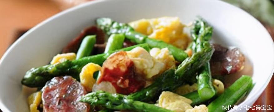 鸡蛋|会吃的人更健康,坚持常吃三种美食,活血补气,排毒美容