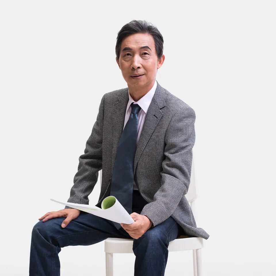  多情|无情不似多情苦，一寸还成千万缕