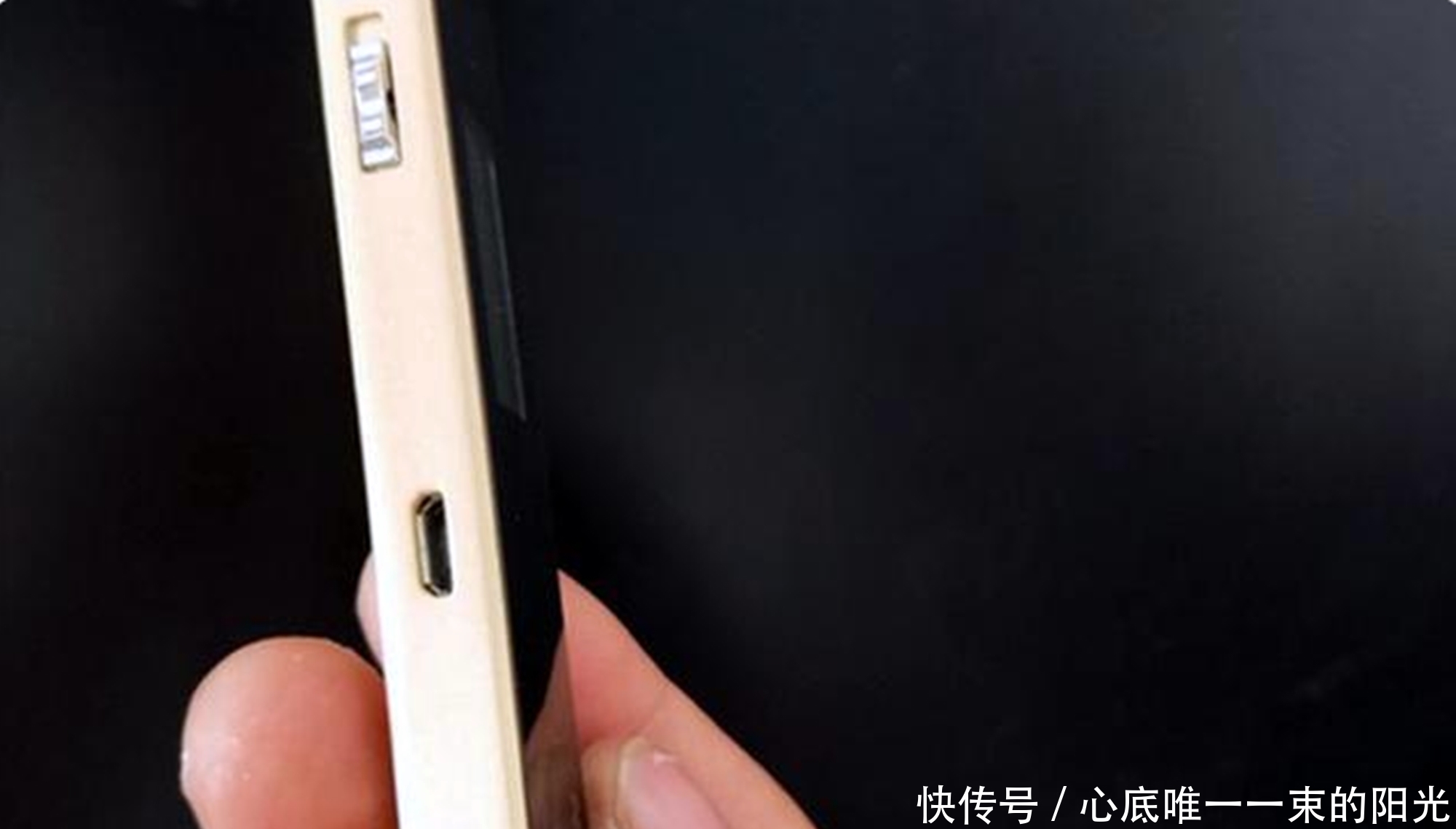 幼儿园|宝妈剪掉孩子衣服标签,却让幼儿园老师情绪崩溃,园长:请你退园