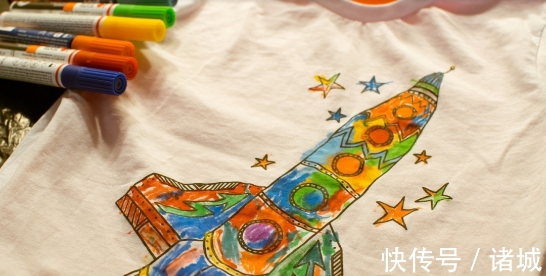 爪子|蝌蚪如何变身青蛙?孩子无穷想象力,图画全方位多角度“逆生长”