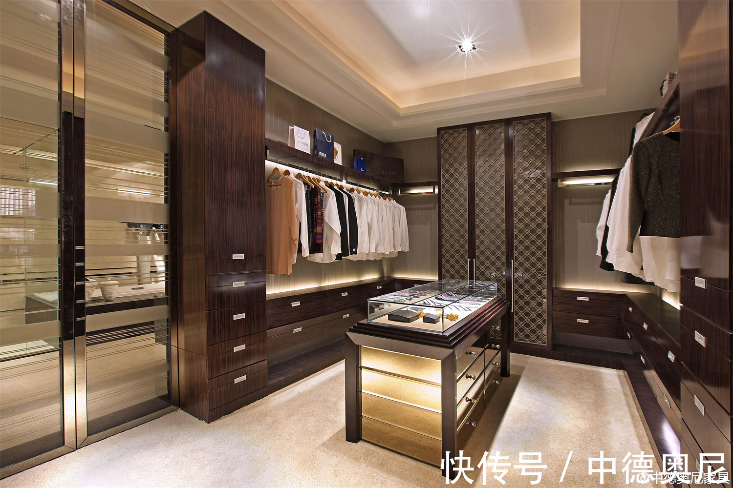 衣区|衣帽间设计时,我们要考虑6项主要收纳功能