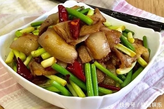 开胃又补钙的家常菜,香而不腻,孩子多吃一碗饭,常吃长个强筋骨