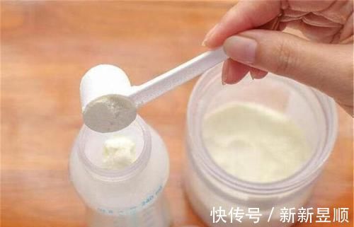 奶粉|龙凤胎兄妹一个吃母乳，一个喝奶粉，几个月后网友调侃重女轻男