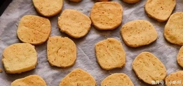想吃饼干不用买,一碗面粉,3个鸡蛋,教你做酥脆香甜的小饼干