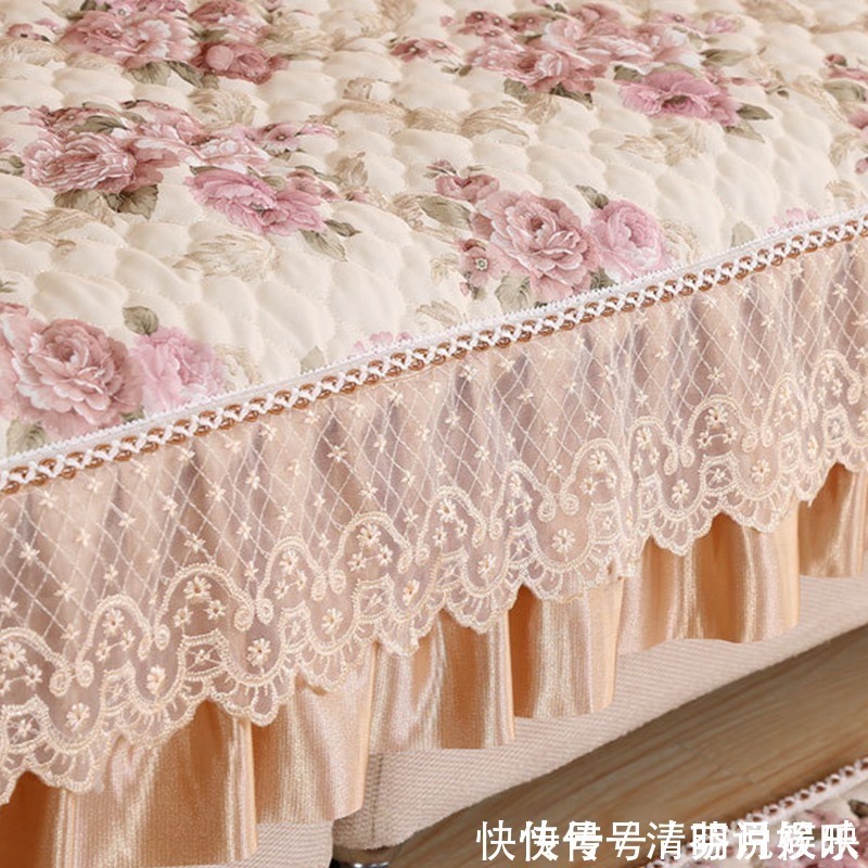 客厅|越来越多人不用沙发罩!如今流行下图这样的,一铺上客厅就大变样