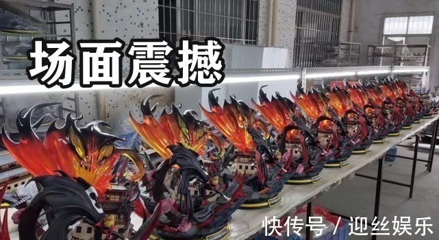 手办|海贼王2款山治战斗服的手办,当10个手办摆成一排,画面过于舒适