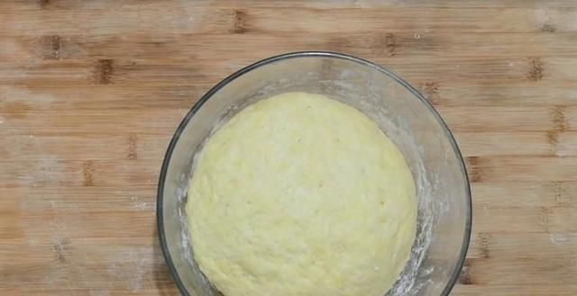 做法|发面饼简单的做法,别直接上锅烙,加上这一步出锅比面包还香