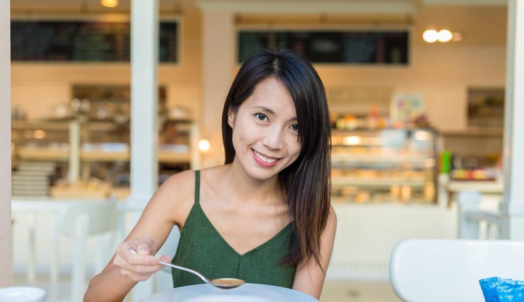 节食|别再节食减肥了！夏日喝这3款减脂汤，有荤有素，低脂饱腹不怕胖