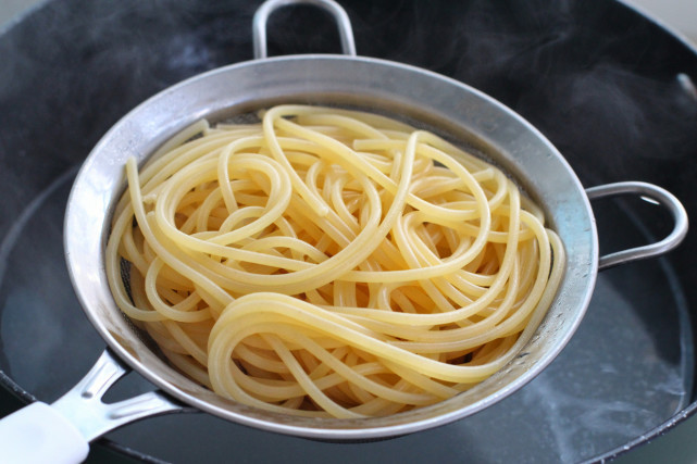 完美复刻西餐厅培根芝士意面,奶香浓郁好吃到舔盘,简单又实惠!