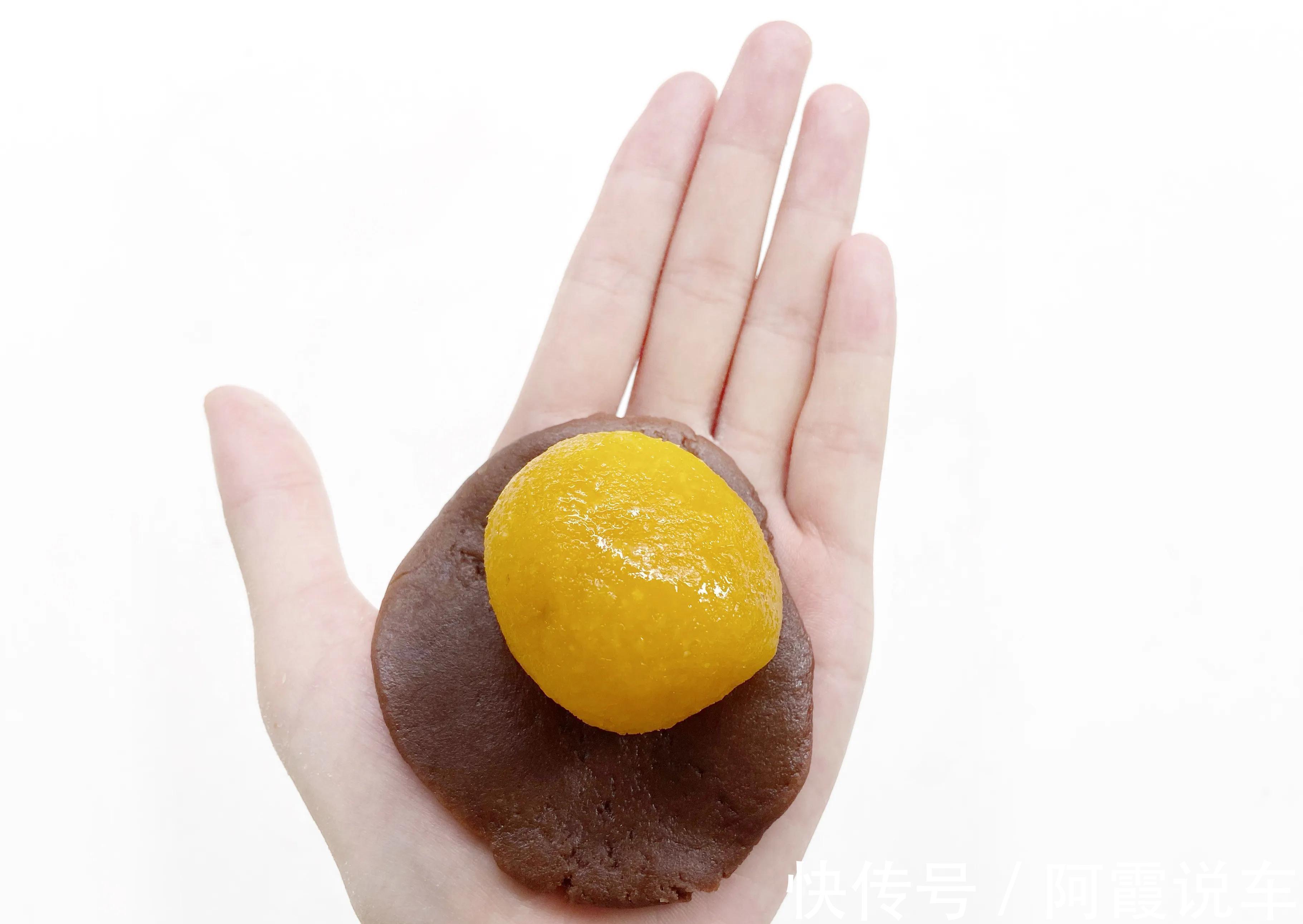 巧克力月饼|教你快手月饼做法,比传统月饼简单,比冰皮月饼好吃,值得一试