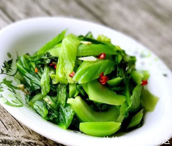 天然的“燃脂菜”找到了，常食排出毒素，解油腻，肚子越吃越瘦