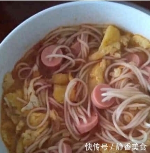 抖音上的人都是这么煮面条的,看见成品的时候,网友:人才