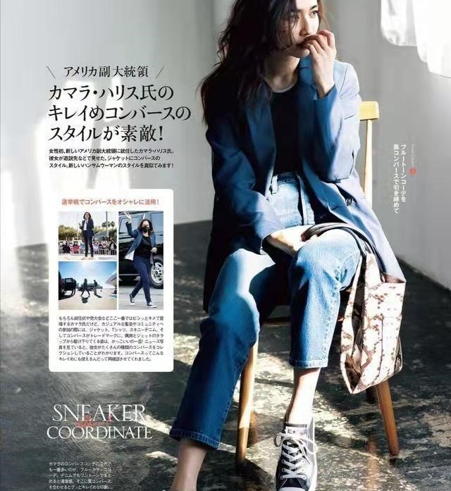 黑白色 秋天靴子已经失宠了,今年流行帆布鞋,时尚减龄!