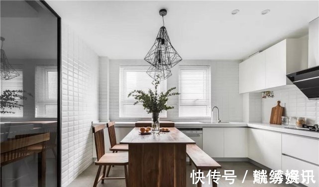 灰色调|143平简约四居室,水泥灰和原木风的家具打造的空间,让人羡慕