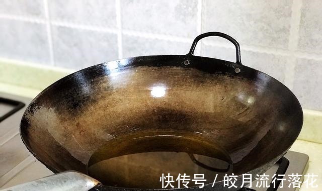 好吃|茄子别再做老一套了，学会这个茄子的做法，好吃还新鲜！