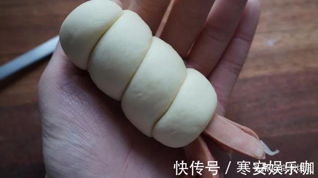 香甜|馒头吃够了，试试这样做，无技巧无难度，暄软香甜，比面包还好吃