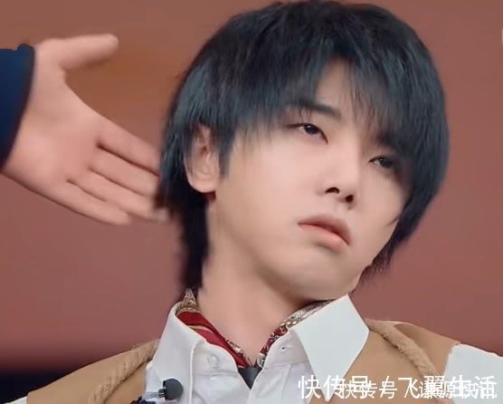 表现力|华晨宇被周一围“欺负”,却无一人阻拦,节目组忙用8字弹幕救场