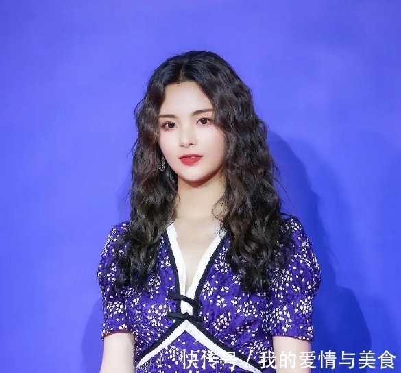脱发 女人过了四十岁，做发型千万别踩这五种“雷”，显老又显土气